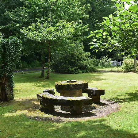 بيت للعطل Lavish Bungalow In Bars With Private Swimming Pool Auriac-du-Périgord